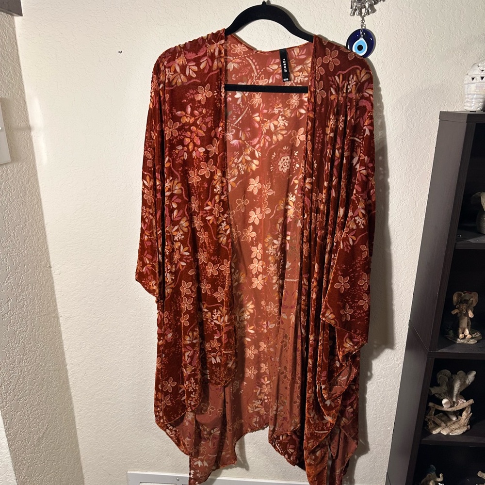 Torrid Velvet Runa/Kimono